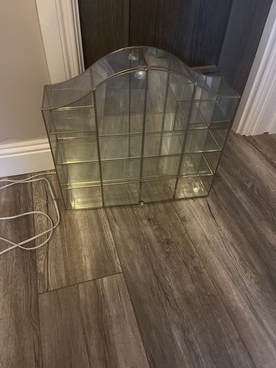 Mini crystal cabinet unit