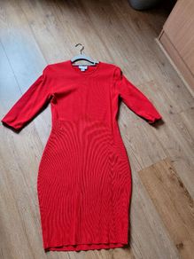 Fingers large red dress