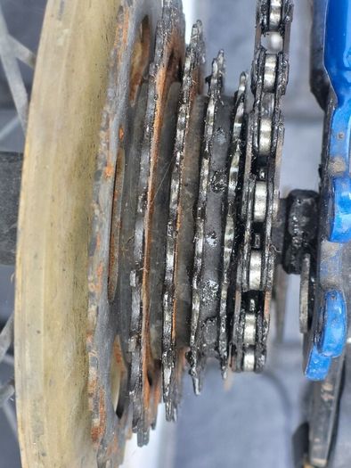 Hybrid Style Bike For Parts Or Cycle As It Is..read Add No Offers