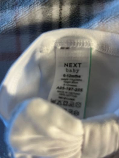 Girls hat 9/12 mths