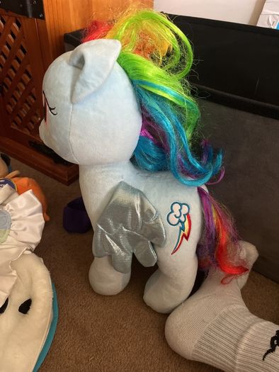 Build a bear rainbow dash with cape -discontinued