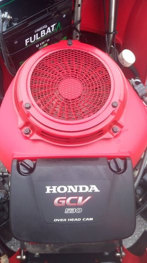 Honda HF 2417 Ride on Tractor Mower