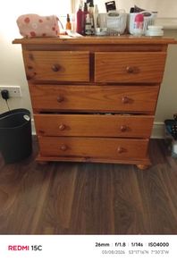 Chest of drawers