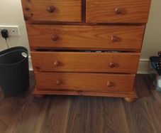 Chest of drawers