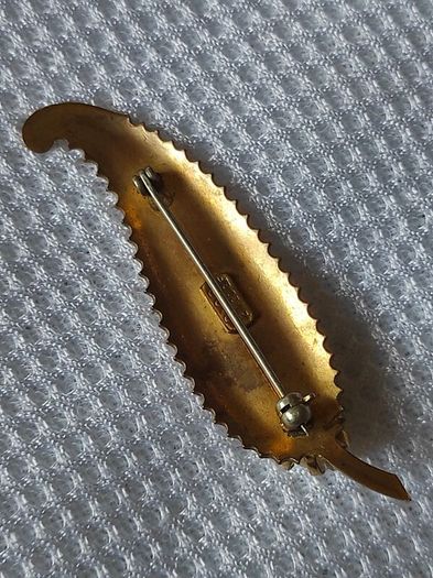 Vintage D or brooch