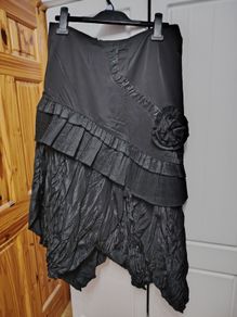 French skirts black