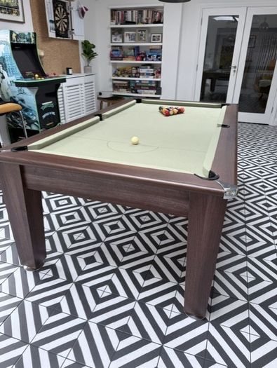 7 Foot Pool Diner Billiards Table Dark Walnut Finish
