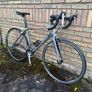 Giant Road Bike Image 3