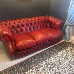 Red chesterfield 3 seater sofa