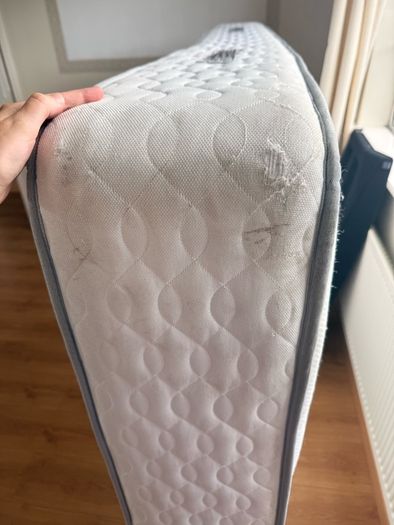 Double (4"6) divan bed with mattress