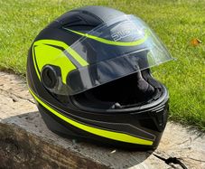 Duchinni D705 Syncro Full Face Motorcycle Helmet - Black/Neon Yellow L