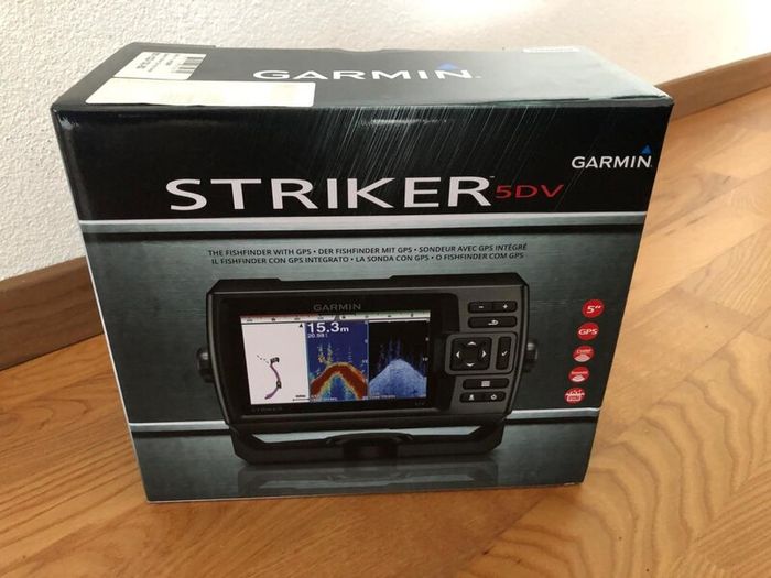 Garmin Striker 5 DV fishfinder