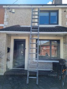 double ladders  strong set 28 ft