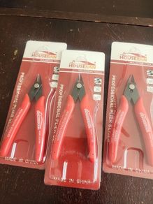 small wire cutter