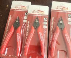 small wire cutter