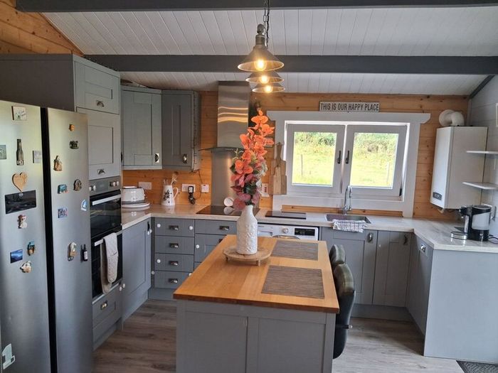 Log cabin