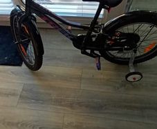Girls bike