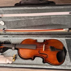 Stentor Violin Full Size Like New