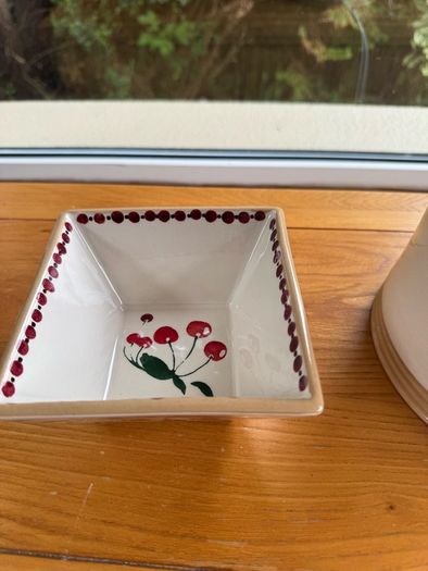 WANTED . Nicholas Mosse 5 inch square cherry bowl