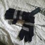 Tommy Hilfiger gloves Image 3