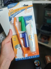 pet toothbursh