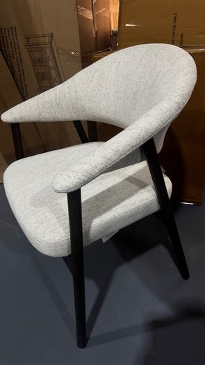 4 Dining Chairs Like New