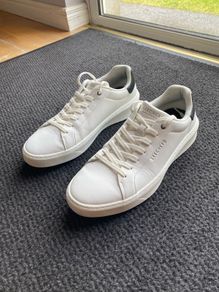 Skechers Trainers Size 10 UK