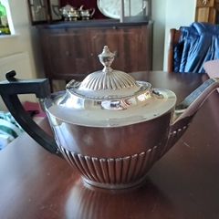 Silver Plated Tea Pot Mappin & Webb