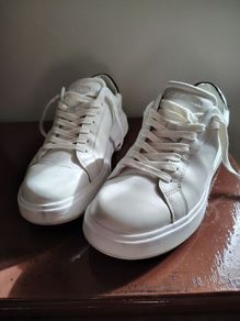 Calvin Klein shoes size 8