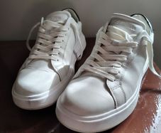 Calvin Klein shoes size 8