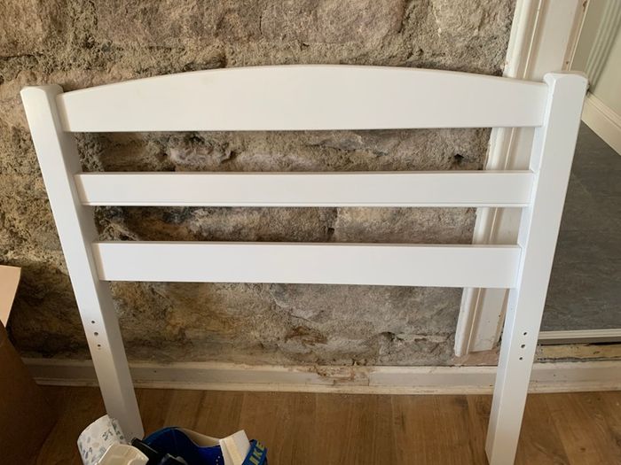 Toddler bed