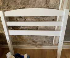 Toddler bed