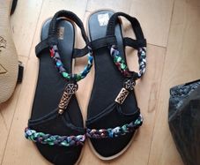 Sandles size 41