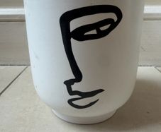 plant pot face