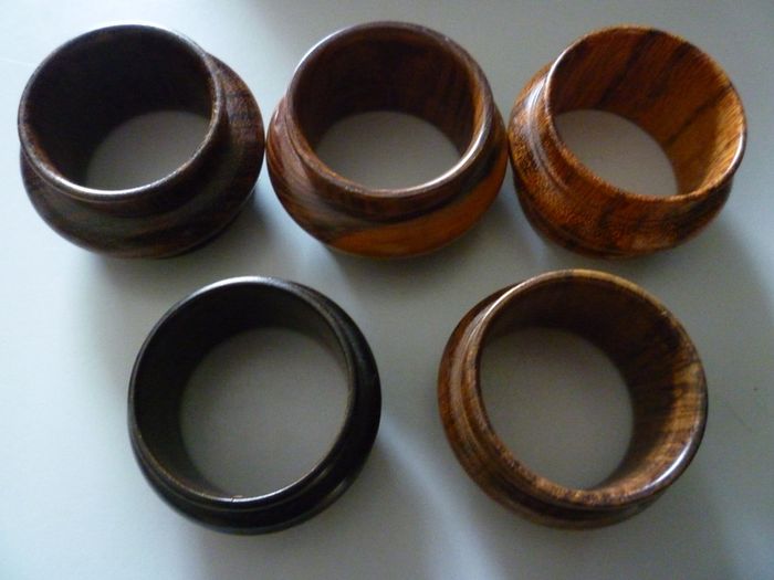 Wooden Napkin Ring holders-set Of 5 Vintage With Storage Box