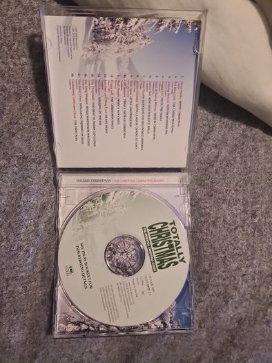 Totally Christmas cd