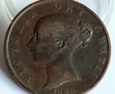1846 Halfpenny Victoria scarce Copper