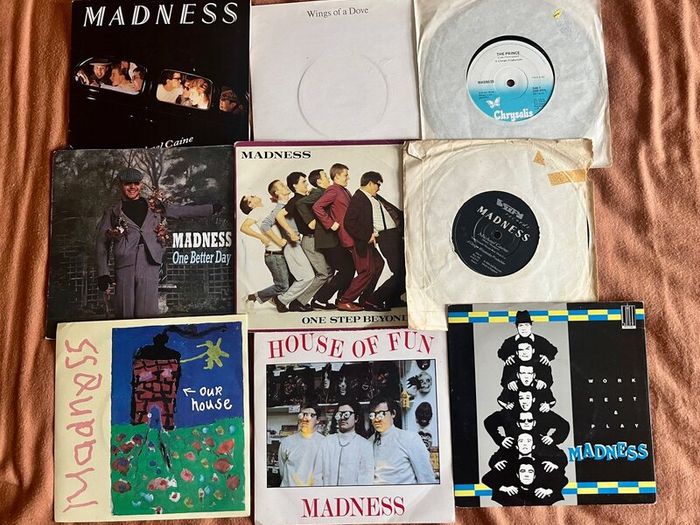 1000 Vinyl   7 inch singles collection