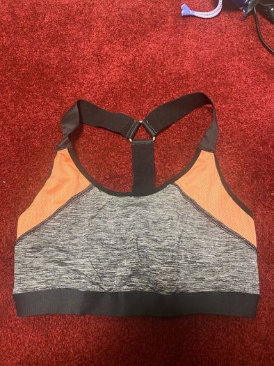 Women sport bra