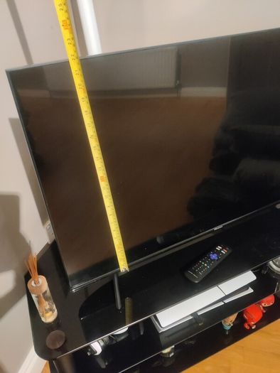 Hisense TV 43 inches