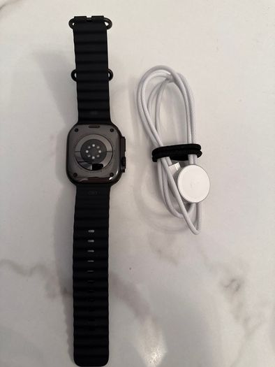 Apple Watch Ultra 3 Black Titanium warranty till 12/05/2027 Like New