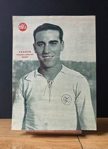 12 Original Real Madrid MARCA Player Posters  1945 Vintage Football