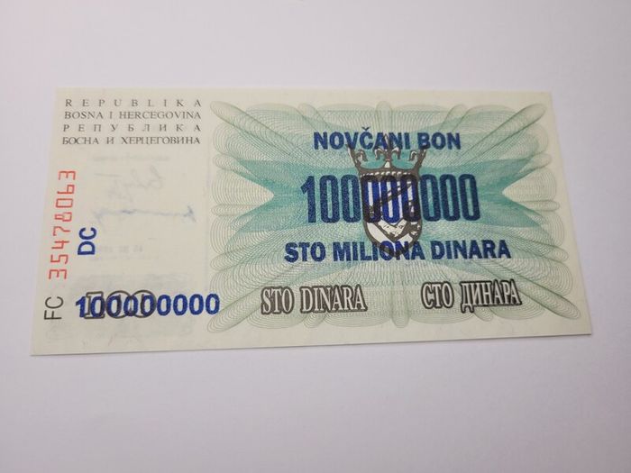 Bosnia - Herzegovina  100,000-100.000,000 Dinara, 1992-1994, 6 notes