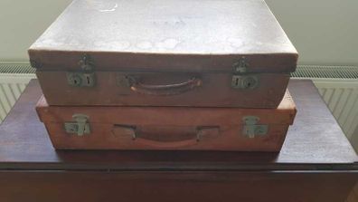 2 Antique Cases