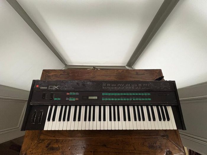 Yamaha DX7 Keyboard