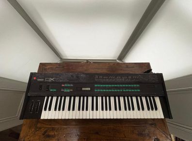 Yamaha DX7 Keyboard
