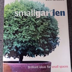 DK/ Small Garden/ John Brookes