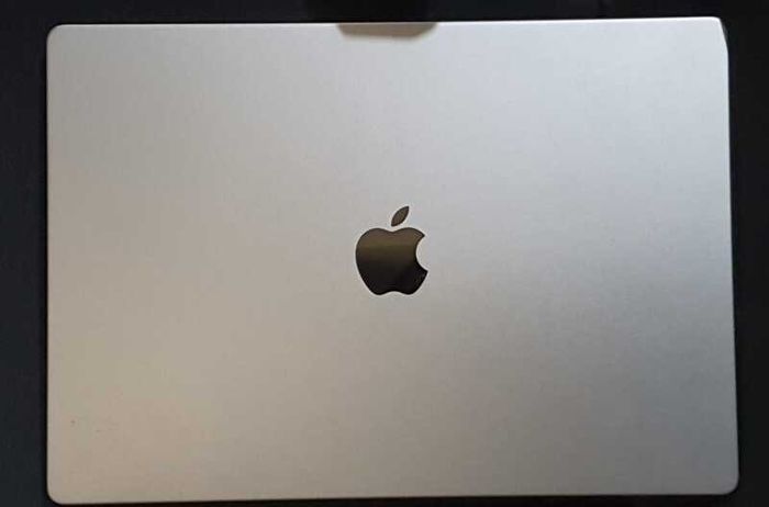 Apple MacBook Pro 16-inch (2021) | M1 Pro | 16GB RAM | 1TB SSD | macOS Tahoe 26.2