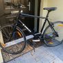 As new Trek FX1 XL 22.5 inch frame 700x35c wheels 21 speed very light bike Image 2