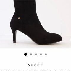 Black seude ankle boots
